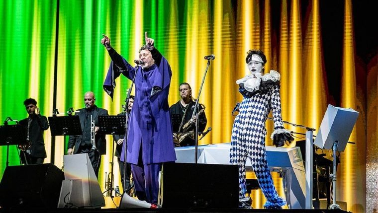 El cantante de la famosa banda Alejo y Valentín, Alejo Llanes, cantó junto a Fito Páez. Foto: Instagram: @alejo.y.valentin