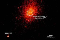 ¿que es ese extrano objeto en la galaxia markarian 177?