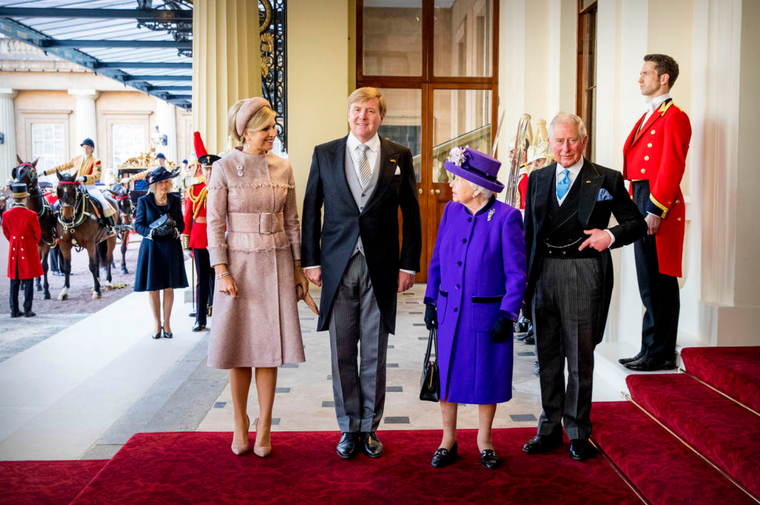 Máxima de los Países Bajos tiene una gran popularidad, algo que supo construir con creces Isabel II. Foto: Royal House Netherlands