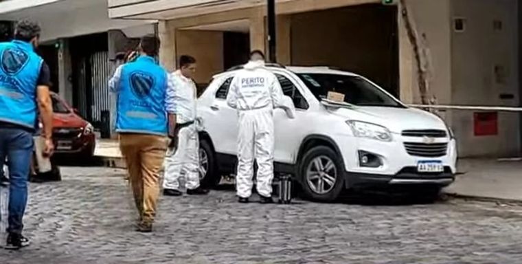 Efectivos trabajan en el lugar del incidente Foto: NA