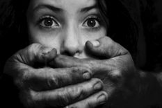 El narcotráfico, la prostitución infantil, la trata de personas, la violencia brutal en los barrios y todas las formas de criminalidad organizada crecen. Foto: MDZ