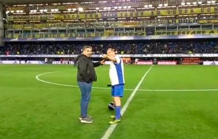 La gente de Boca reprobó a un hincha que gritó a favor de Cristina Fernández de Kirchner.