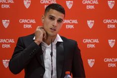 El futbolista aún no define su futuro. Foto: EFE