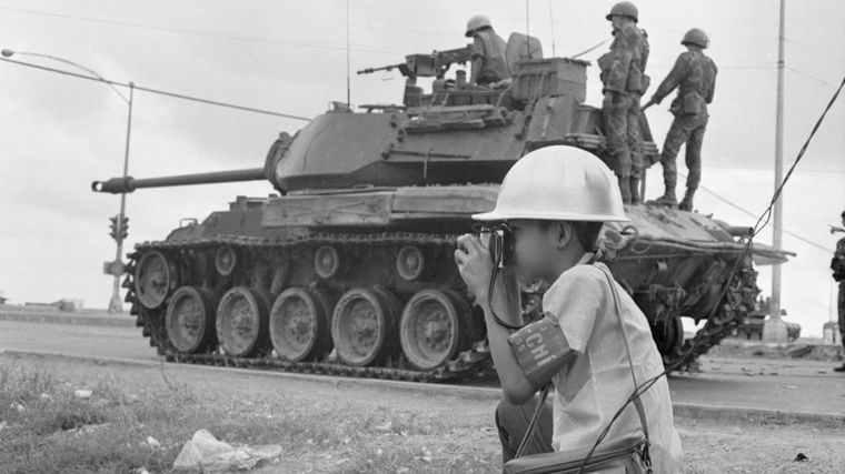 Ni los tanques, ni las balaceras, ni las explosiones asustaban al intrépido Jimmy.