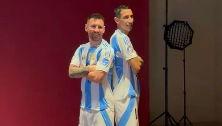 Messi y Di María posando juntos. Foto: Captura