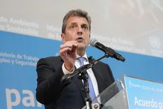 El ministro Sergio Massa apunta ahora a otorgar beneficios impositivos a los autónomos, los grandes olvidados por la última mejora en Ganancias. Foto: Noticias Argentinas