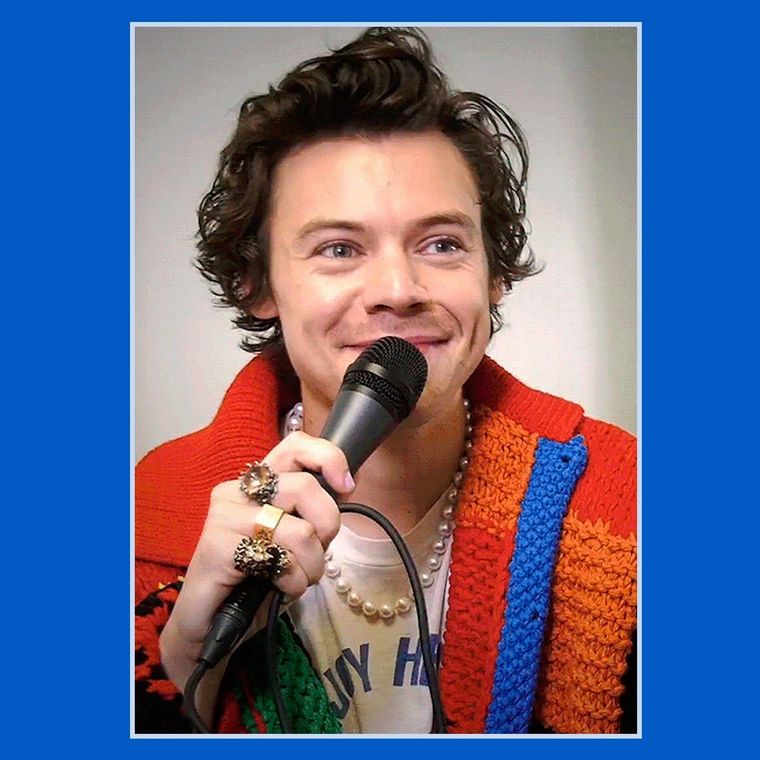 El fashionista causó furor en las redes sociales.