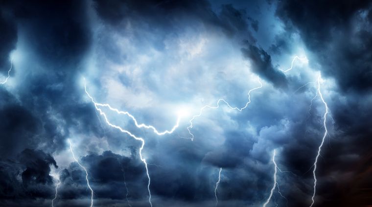 El SMN pronostica fuertes tormentas para este viernes en gran parte del Norte argentino. Foto: shutterstock.com