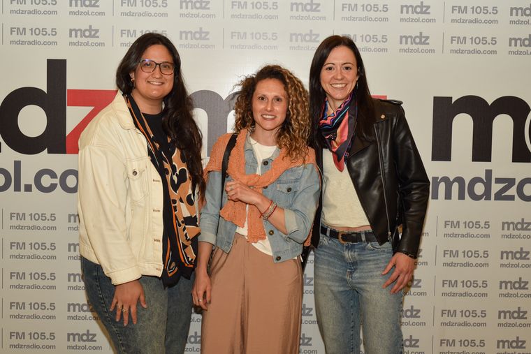 Giuliana Chiconi, Janet Pettina y Clara Biscontín.