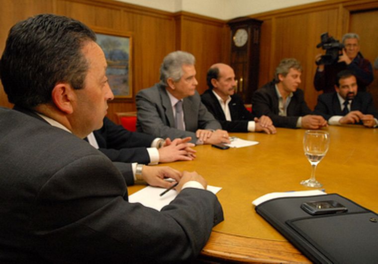 Jaque. en una de las reuniones preparatorias del Pacto Social. Foto: Nacho Gaffuri / MDZ