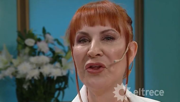 La Chiqui puso nerviosa a su comensal con una picante pregunta personal. Foto: Captura de pantalla/ Youtube: eltrece