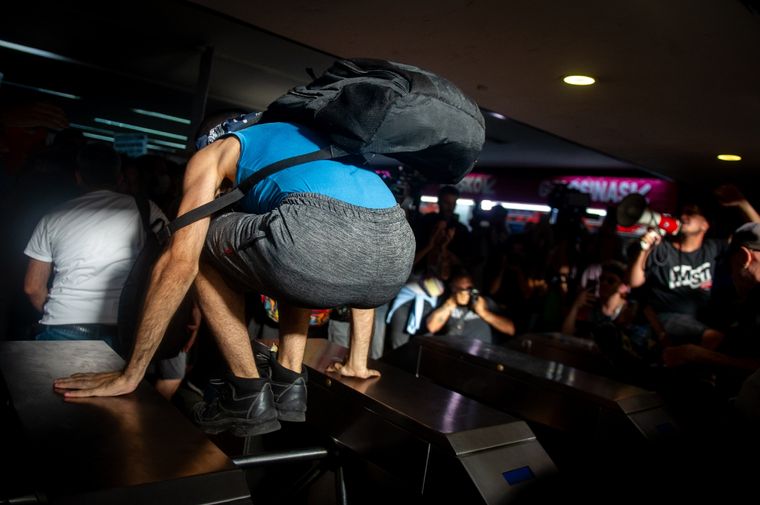 Molinetazo realizado semanas atrás, el mismo día de la apertura de sesiones ordinarias en el Congreso. Foto: Télam