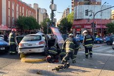 El auto quedó destruido