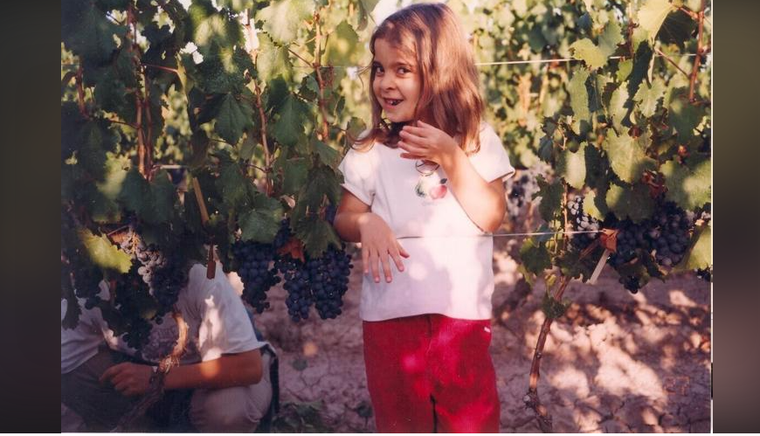 Agustina Hobbs en sus días felices en Agrelo. Allí aprendió el ABC de la industria. Agustina Hobbs en sus días felices en Agrelo. Allí aprendió el ABC de la industria.