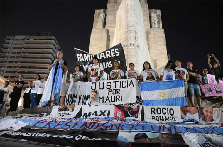 La concentración fue en el Monumento a la bandera Foto: Gentileza