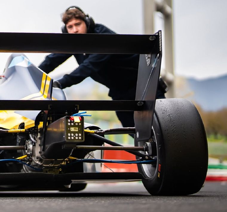 Argentina vuelve a las pistas internacionales.