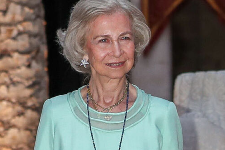 La reina Sofía suele decir presente en muchos eventos sociales. Foto: EFE