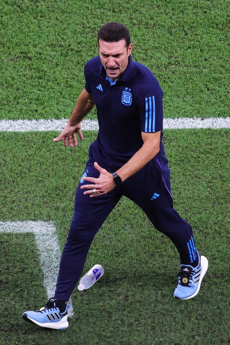 Lionel Scaloni tiene contrato hasta julio de 2026.