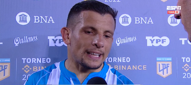 Vecchio se lamentó el penal fallado, que hubiera significado el 3-3 con cinco minutos más el descuento todavía en el reloj.