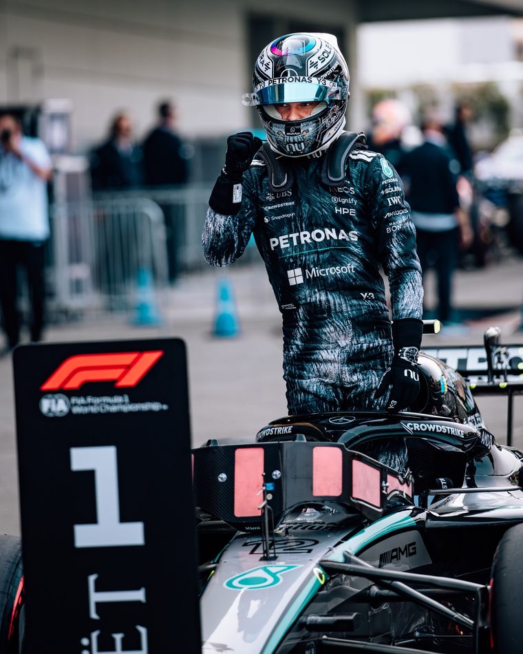 Nuevo 1-2 para Mercedes: Kimi Antonelli se quedó con la pole en Suzuka. Nuevo 1-2 para Mercedes: Kimi Antonelli se quedó con la pole en Suzuka.