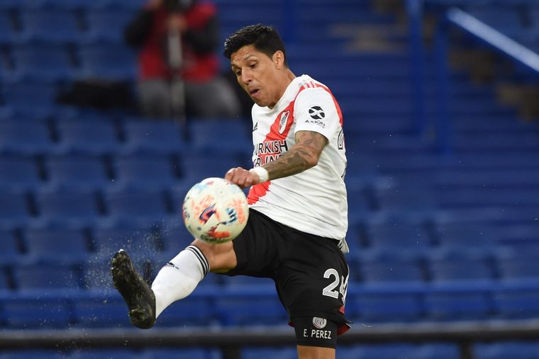 Enzo Pérez podría perderse lo que resta por jugar. Foto: @DataAfaOk