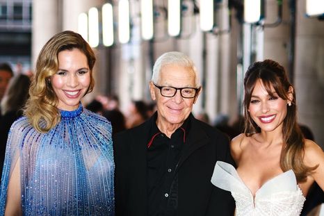 Pampita y Elina Constantini resumieron el glamour y la elegancia en el desfile de Sylvie Burstin Foto: Instagram