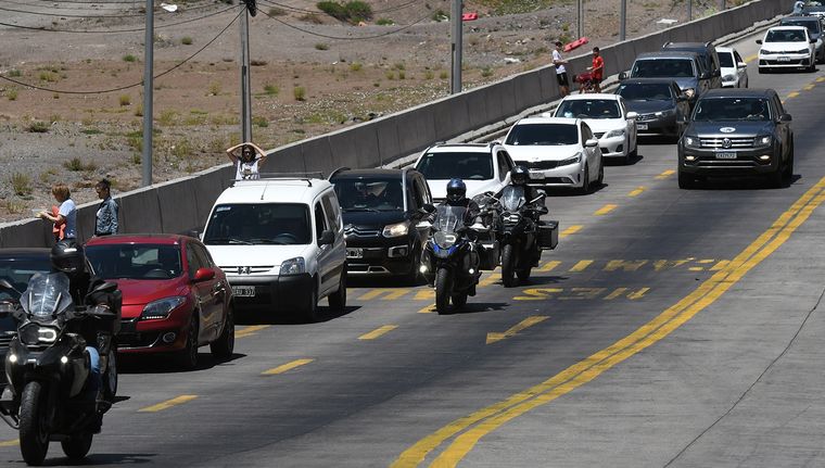 Consejos a tener en cuenta ante imprevistos mecánicos en la ruta Foto: ALF PONCE MERCADO / MDZ