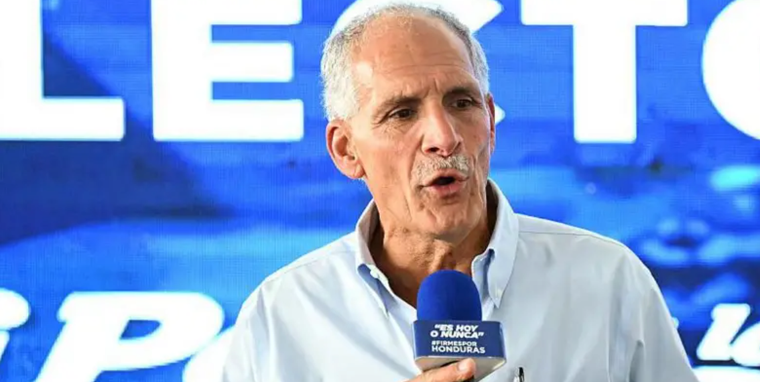 Trump no ha dudado en interferir en elecciones como lo hizo en las de Honduras, donde llamó a votar por el candidato conservador Nasry "Tito" Asfura.