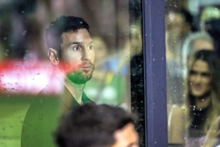 Messi, desde afuera: Inter Miami pierde sin su 10 Foto: EFE