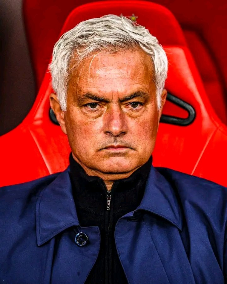 La sugestiva frase de José Mourinho en medio de los rumores que lo vinculan en el Real Madrid. La sugestiva frase de José Mourinho en medio de los rumores que lo vinculan en el Real Madrid.