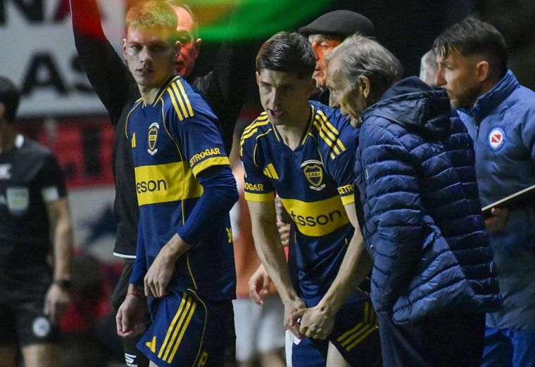 Miguel Ángel Russo fue contundente en conferencia tras el 0-0 en La Paternal. Habló del mal funcionamiento, de Paredes y de la presión del público xeneize.