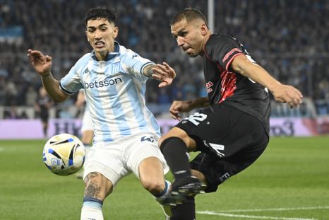 Racing recibe a Barracas Central en el Cilindro de Avellaneda. Racing recibe a Barracas Central en el Cilindro de Avellaneda.