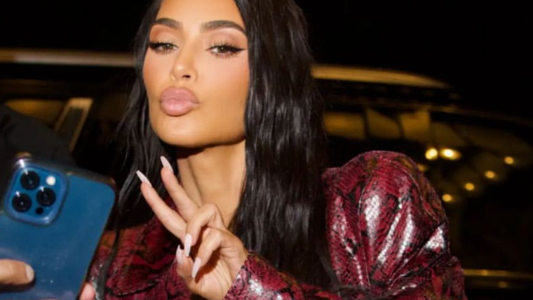 Kim Kardashian Más deslumbrante que nunca. Foto: Fuente: imagen - Instagram @superrdani