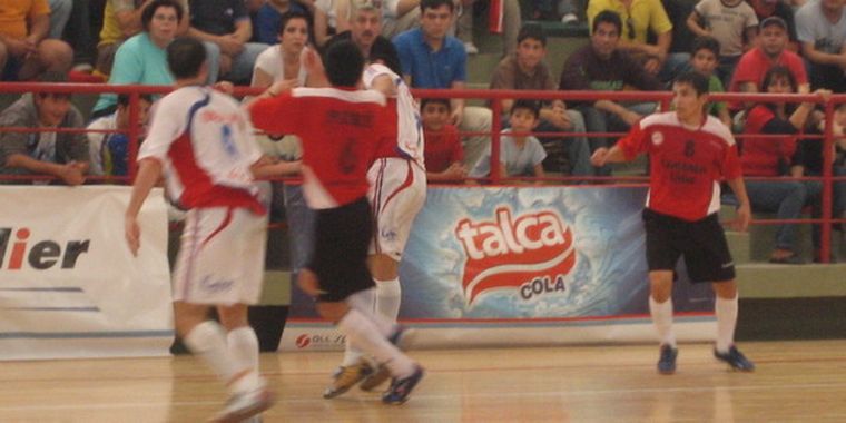 Paraguay venció a Perú y jugará la final. Foto: mdz