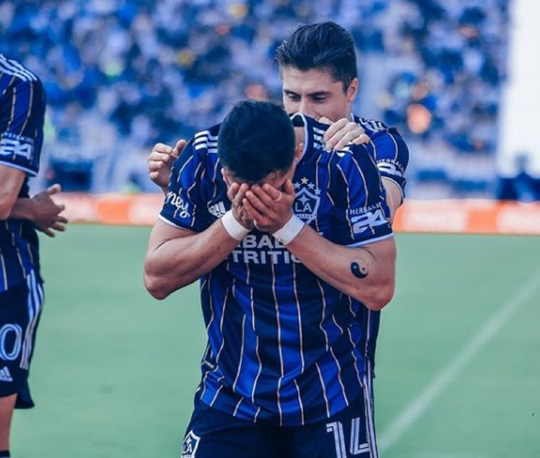 Chicharito emocionó a todos. Foto: Instragram