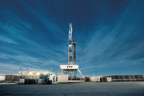 El yacimiento de Vaca Muerta-YPF. El yacimiento de Vaca Muerta-YPF.