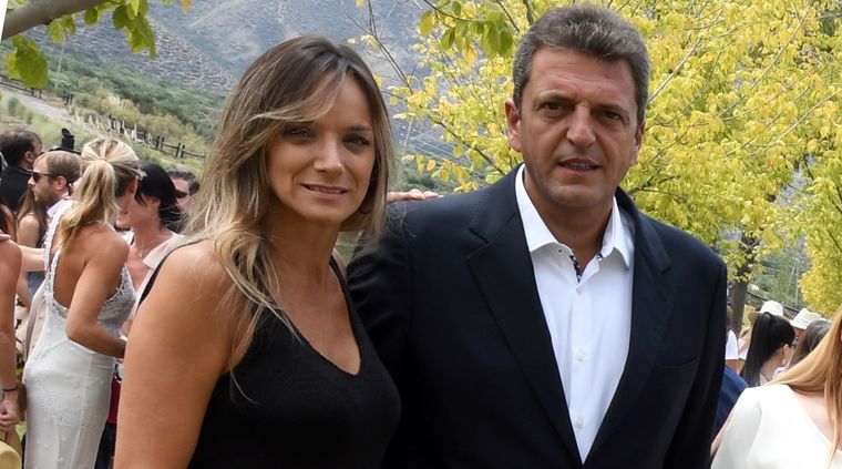 Máximo Kirchner en sintonía con Malena Galmarini. Ambos pidieron que Cristina Fernández de Kirchner se sume a la campaña de Unión por la Patria. Foto: ALF PONCE MERCADO / MDZ