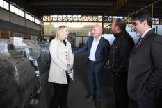 La vicegobernadora Hebe Casado participó de una actividad en donde el Poder Judicial de Mendoza entregó a la Agencia Nacional de Materiales Controlados (ANMaC) un total de 2.000 armas de fuego que habían sido decomisadas en causas judiciales La vicegobernadora Hebe Casado participó de una actividad en donde el Poder Judicial de Mendoza entregó a la Agencia Nacional de Materiales Controlados (ANMaC) un total de 2.000 armas de fuego que habían sido decomisadas en causas judiciales