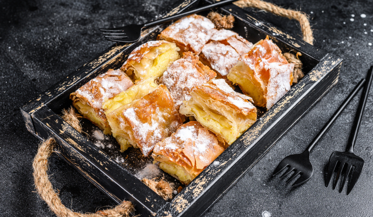 Cocina griega en tu mesa: bougatsa, el postre que enamora Foto: Shutterstock