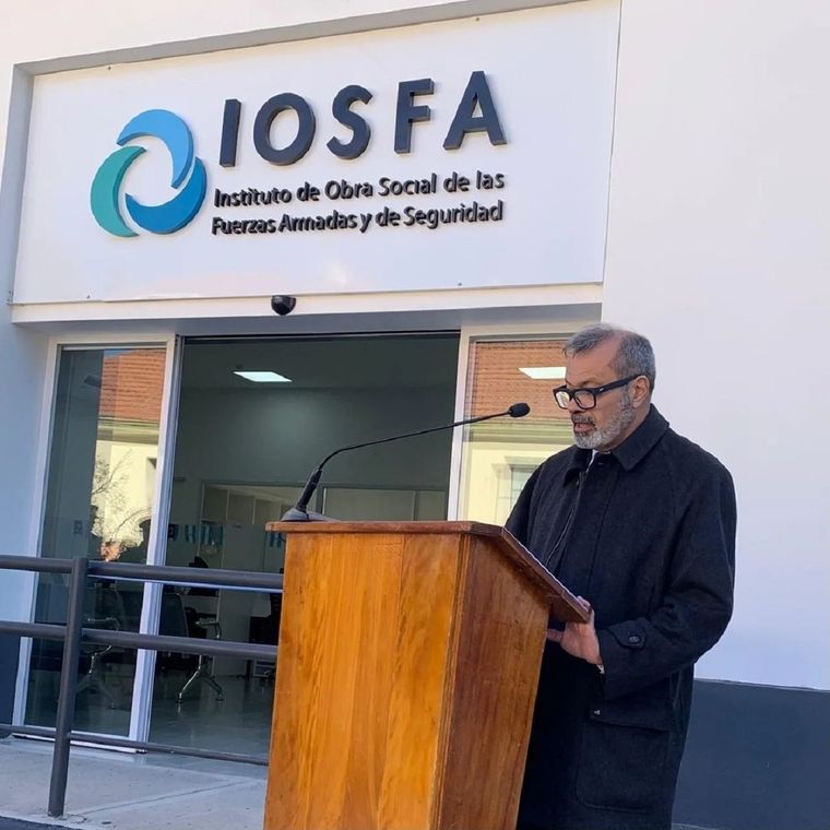 Oscar Sagás Foto: Instagram @dr.osagas