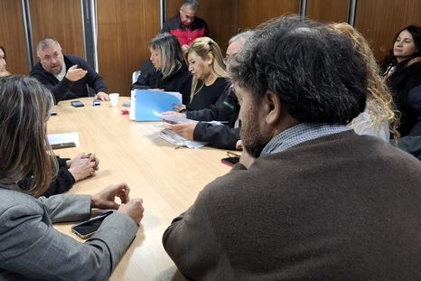 ATE Mendoza en paritarias con el Gobierno Provincial.