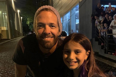 el ultimo gran gesto de taylor hawkins con una pequena admiradora