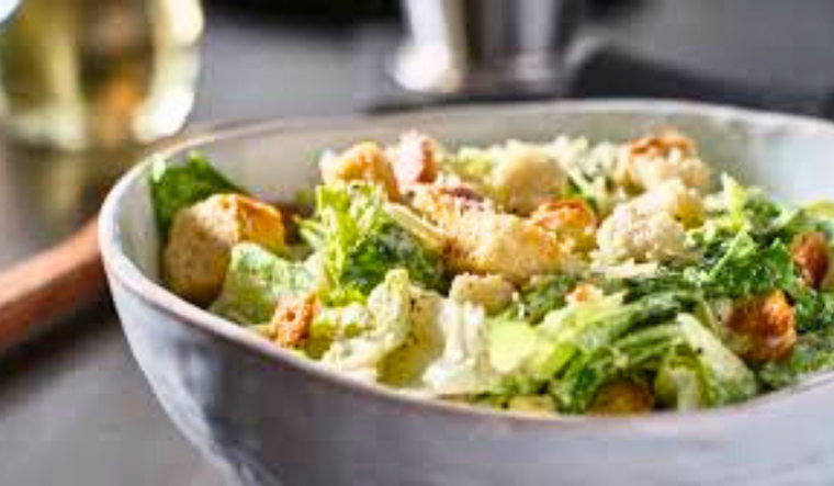 Guía completa para hacer ensalada César perfecta Foto: Shutterstock