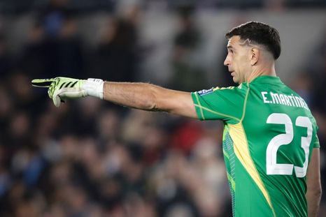 Luego de la victoria ante Venezuela, Dibu Martínez opinó sobre quién es el mejor arquero de la historia del fútbol argentino. Luego de la victoria ante Venezuela, Dibu Martínez opinó sobre quién es el mejor arquero de la historia del fútbol argentino.