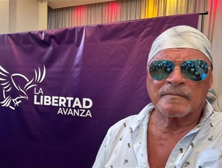 Walter Alfa Santiago en el evento de La Libertad Avanza Foto: Instagram
