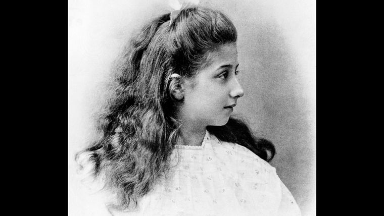 Retrato de Mercedes Jellinek a los once años Foto: Mercedes