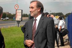 bruglia y bertuzzi solicitaron una licencia de cinco dias habiles bruglia y bertuzzi solicitaron una licencia de cinco dias habiles