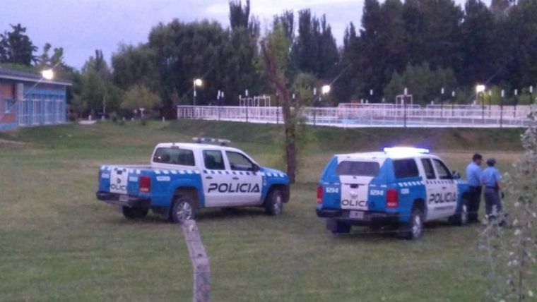 La nena fue alcanzada por el rayo y murió pese a los intentos por reanimarla