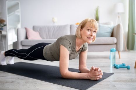 Una vez que este ejercicio se repita a diario, el abdomen lucirá realmente plano. Una vez que este ejercicio se repita a diario, el abdomen lucirá realmente plano.