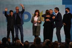 La unidad en Fuerza Patria ya no alcanza para retener ni siquiera lo que se tiene. La idea de un big bang cada vez suena con más fuerza La unidad en Fuerza Patria ya no alcanza para retener ni siquiera lo que se tiene. La idea de un big bang cada vez suena con más fuerza